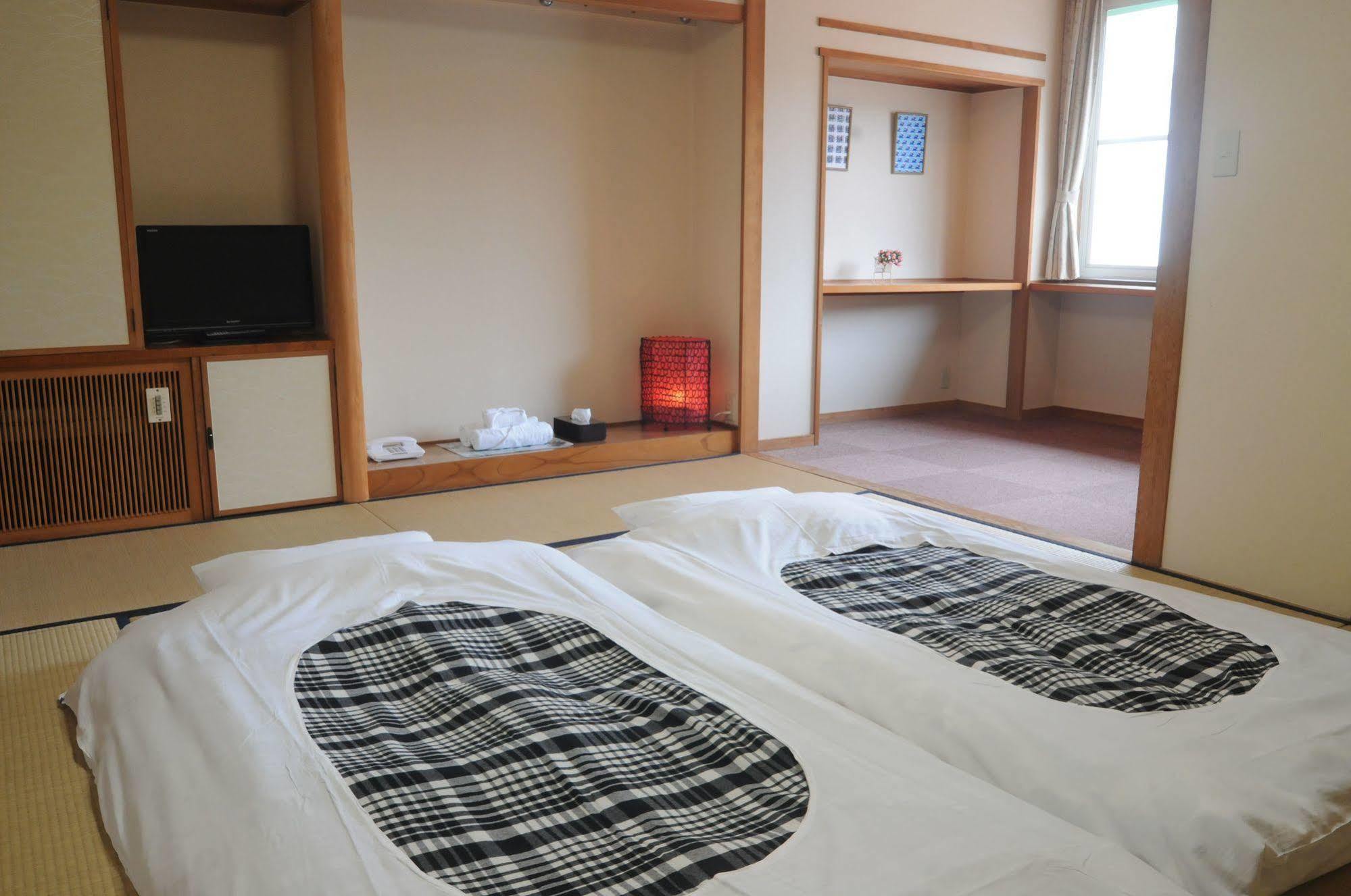 Hotel Bonfire Hakuba Kültér fotó